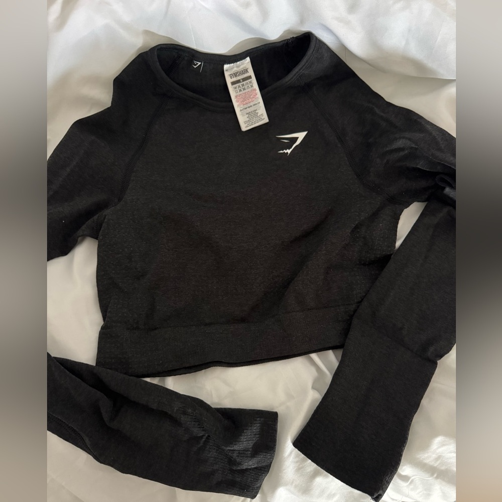 Gym shark long sleeve